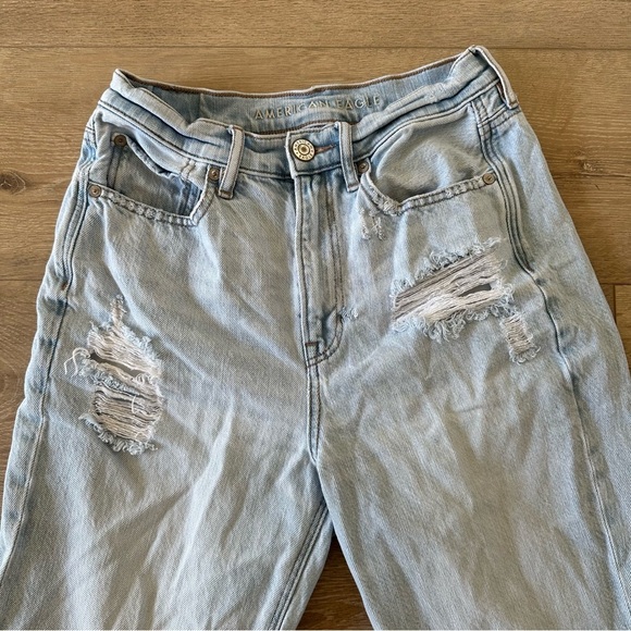 New American Eagle Highest Rise 90s Boyfriend Jeans 4 Short Light Wash - Picture 9 of 9